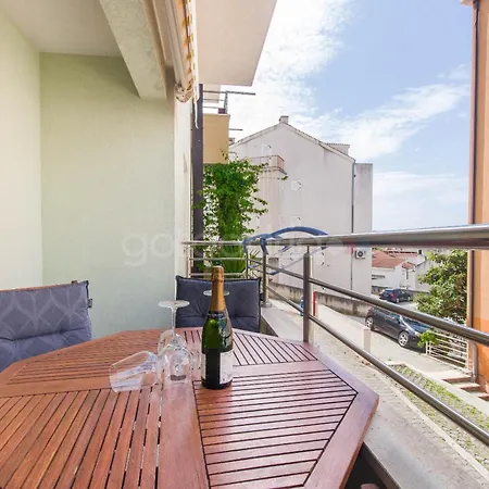 Barbin In The Center Apartment