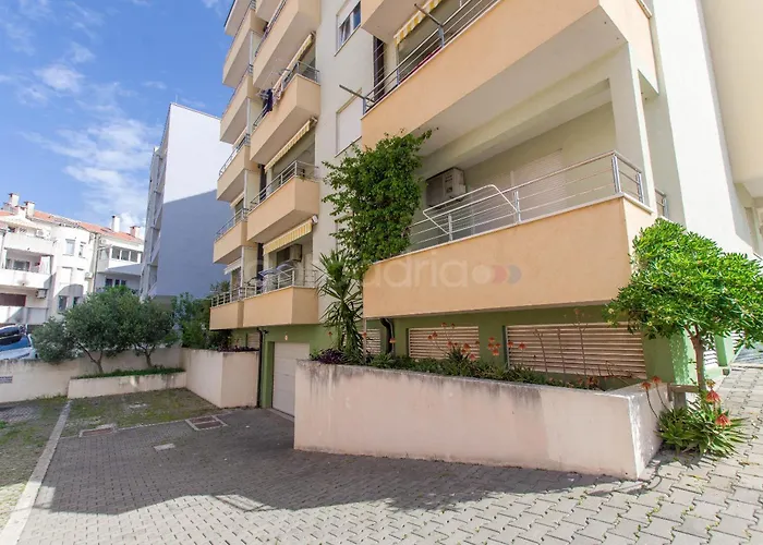 Apartment Barbin In The Center Makarska